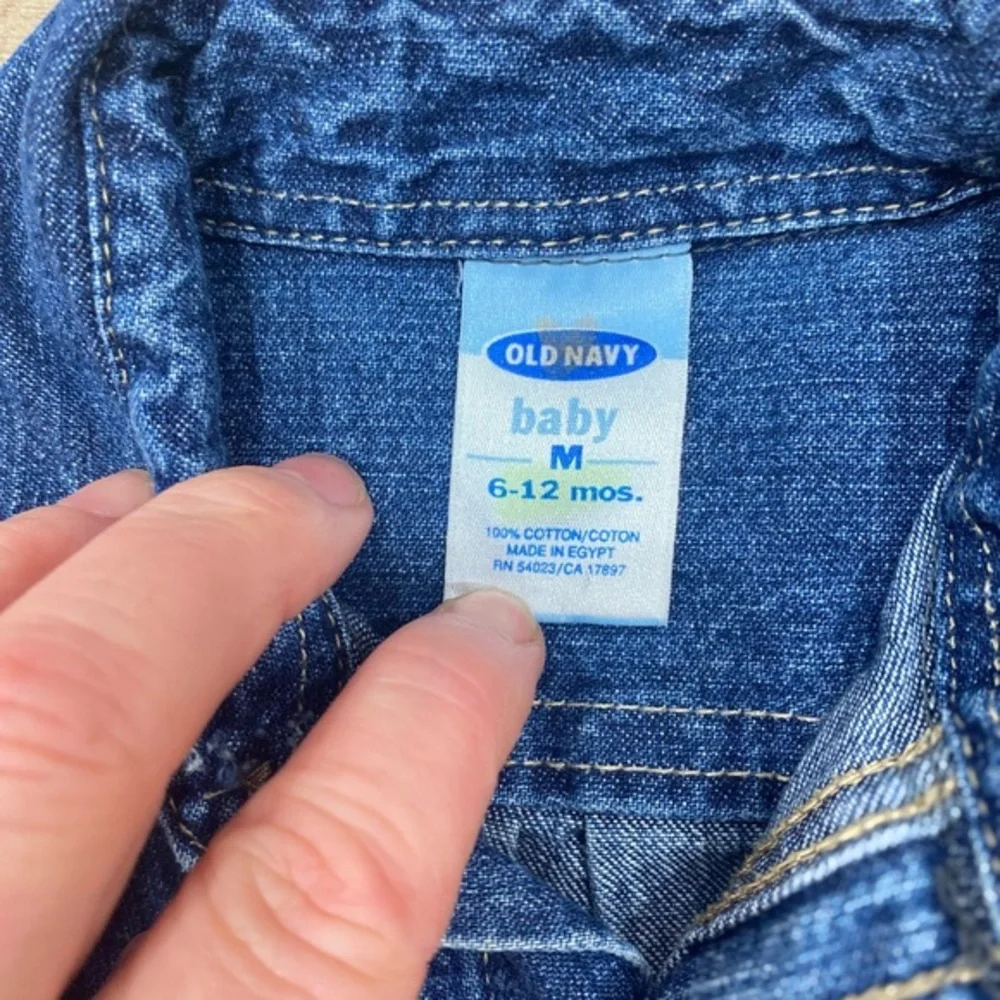 Old Navy Classic Blue Jean long‎ sleeve button for baby boy